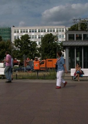 Блондинку ебут на публике в трамвае после длинного рабочего дня