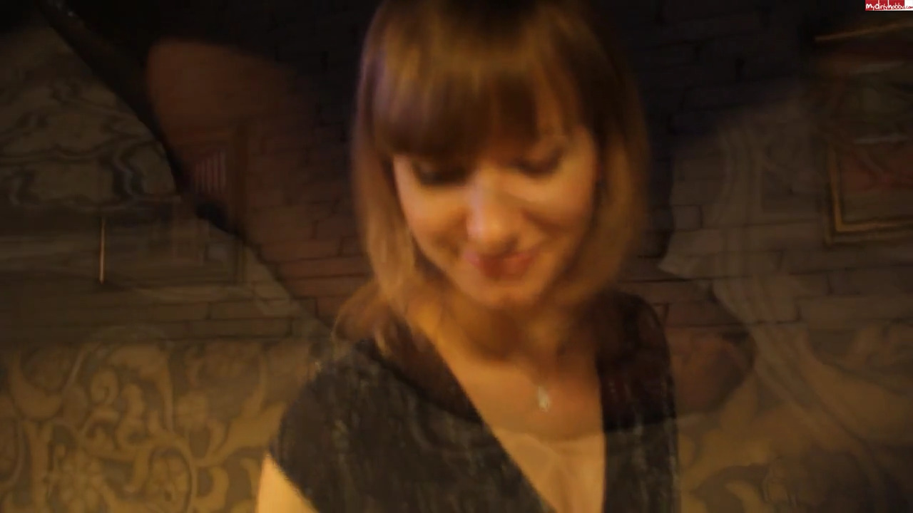 seks-v-kafe-na-russkom-russkie-ero-video